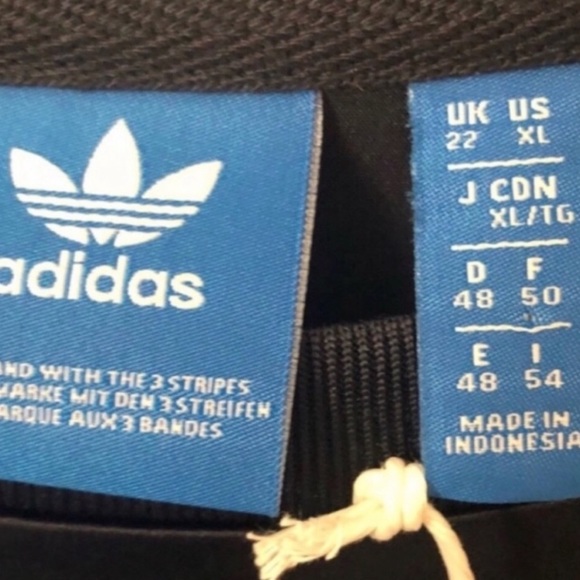 TRF crew stretch trefoil sweatshirt - Picture 3 of 4